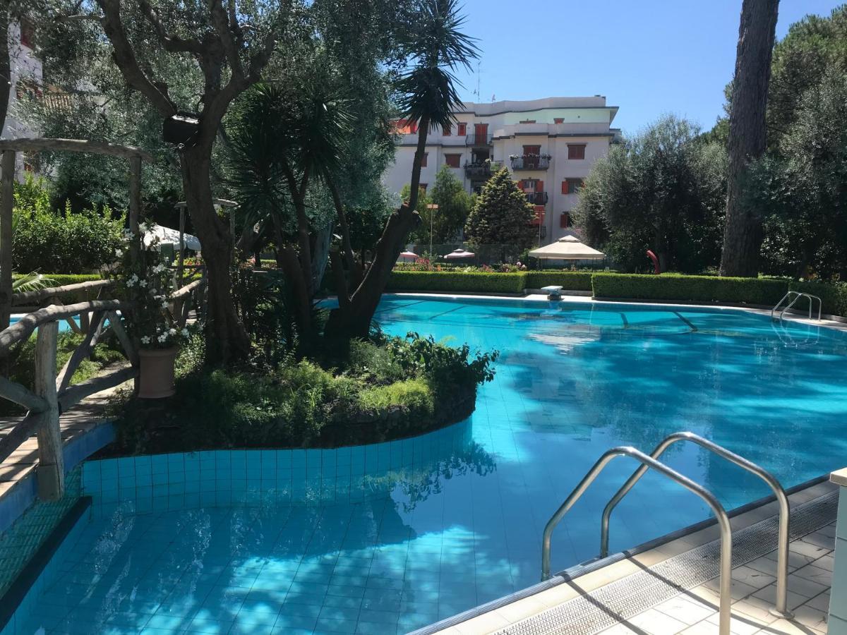 Short-Lets D33, Part Of The House Is Available For Short-Term Rentals In Sorrento Center Exterior foto